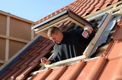 Pose de fenêtres de toit Velux à la Houssoye